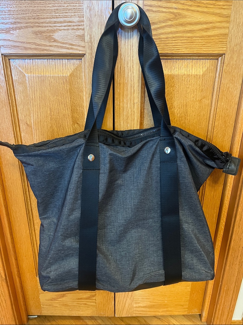 HOTWORX bag and accessories. - Picture 9 of 9